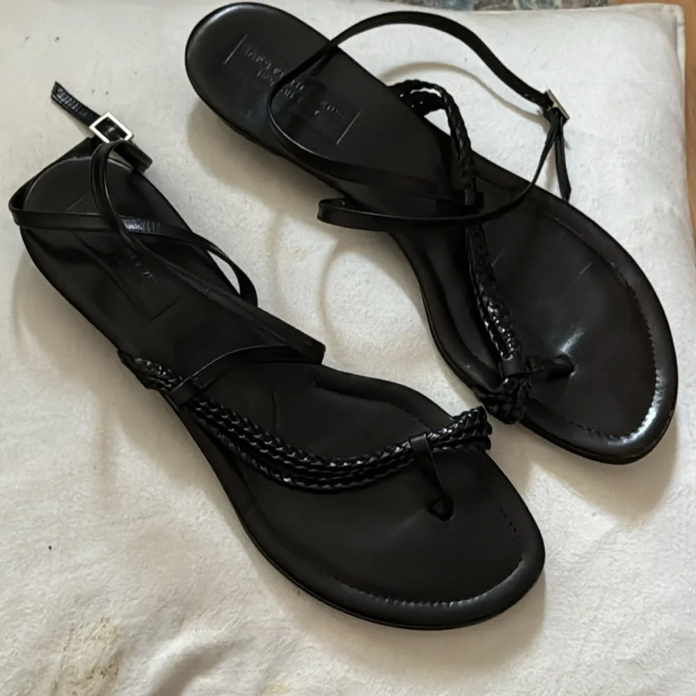Saks Fifth Avenue black ankle strap braided straps thong flat sandals‎ Sz 10